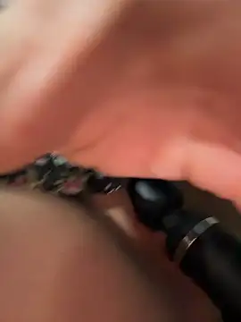 Hornyblond Bella online show from February 2026 05:03:01 AM