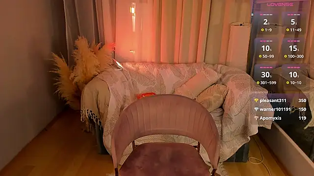  Rose Charming  online show from February 2025 09:28:01 AM