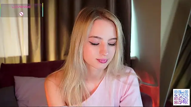 Snapshot of MickeyMyers chatting on September 2025 11:43:02 AM MickeyMyers online show from September 2025 11:43:02 AM