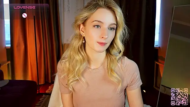 Snapshot of MickeyMyers chatting on October 2025 11:44:01 AM MickeyMyers online show from October 2025 11:44:01 AM