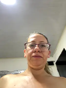 miss hanna07 online show from September 2025 10:15:02 AM