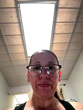 miss hanna07 online show from September 2025 03:17:02 PM