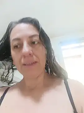 Snapshot of miss_hanna07 chatting on July 2026 03:51:01 PM miss hanna07 online show from July 2026 03:51:01 PM