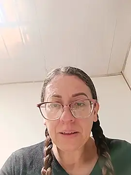 Snapshot of miss_hanna07 chatting on July 2026 04:53:02 PM miss hanna07 online show from July 2026 04:53:02 PM