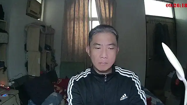 Snapshot of YuHsuant chatting on February 2025 02:23:01 AM YuHsuant online show from February 2025 02:23:01 AM