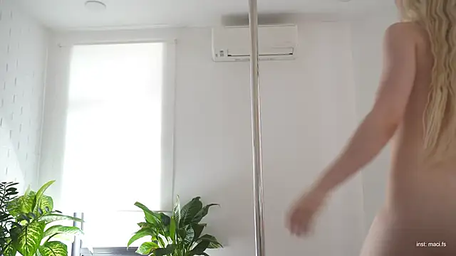 Snapshot of Faster_maci chatting on February 2025 10:07:02 AM Faster maci online show from February 2025 10:07:02 AM