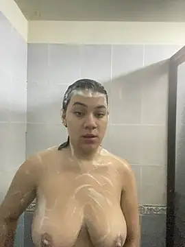 arisantana online show from March 2025 08:43:01 PM