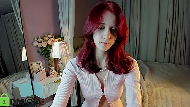 Snapshot of Dearly_Emily chatting on November 2025 05:18:01 PM Dearly Emily online show from November 2025 05:18:01 PM