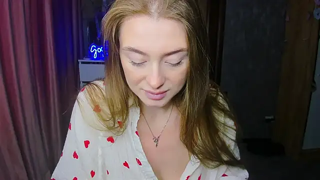 Snapshot of Demure_Smile chatting on September 2025 04:12:02 AM Demure Smile online show from September 2025 04:12:02 AM