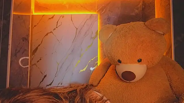 Snapshot of Laurita_b chatting on March 2026 08:31:01 AM Laurita b online show from March 2026 08:31:01 AM