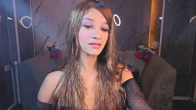 Snapshot of Laurita_b chatting on April 2026 07:55:01 PM Laurita b online show from April 2026 07:55:01 PM