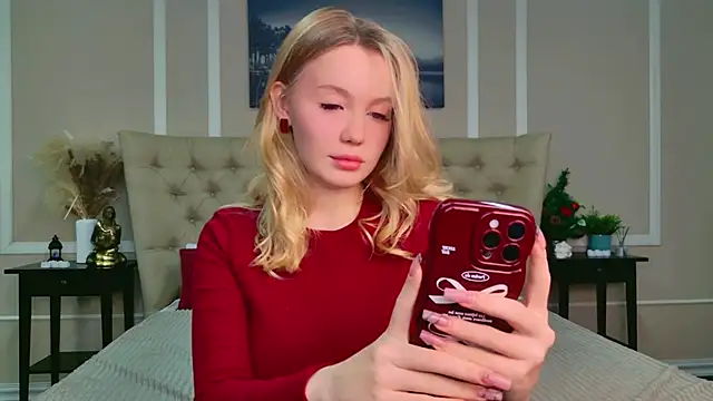 Snapshot of AliceMorr chatting on December 2024 08:16:02 AM AliceMorr online show from December 2024 08:16:02 AM