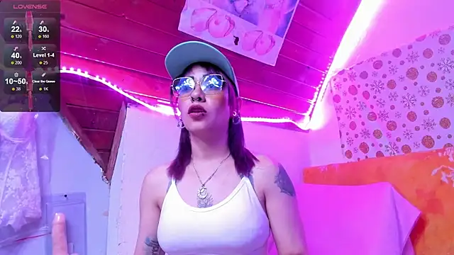 staacy37 online show from February 2025 03:23:01 AM