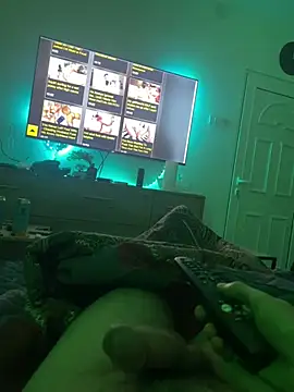 Snapshot of Desinger996 chatting on April 2026 01:30:02 AM Desinger996 online show from April 2026 01:30:02 AM