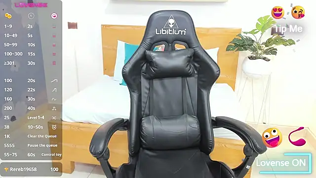 aixa 15 online show from January 2025 03:21:01 PM