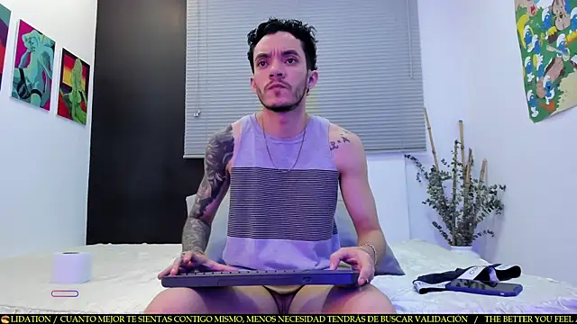 Tylergiuseppe  online show from February 2025 12:41:02 AM