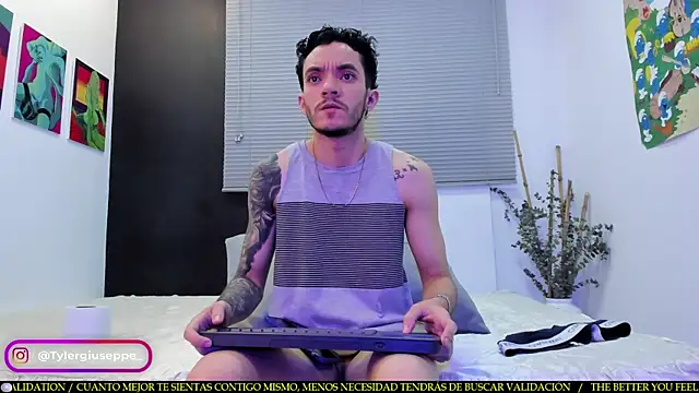 Tylergiuseppe  online show from February 2025 12:27:02 AM