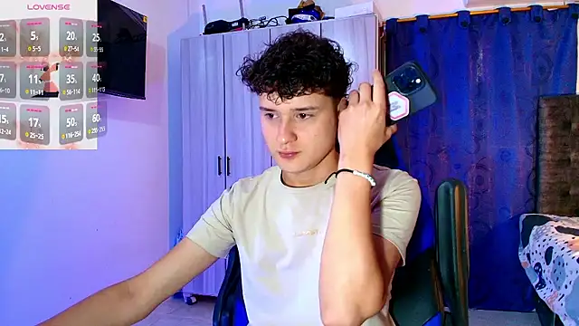 Snapshot of Nathan_Bluee chatting on January 2026 03:25:02 PM Nathan Bluee online show from January 2026 03:25:02 PM