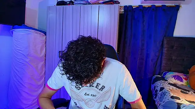 Snapshot of Nathan_Bluee chatting on February 2026 04:36:01 PM Nathan Bluee online show from February 2026 04:36:01 PM