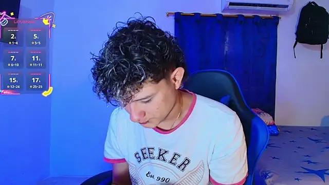 Snapshot of Nathan_Bluee chatting on March 2026 05:39:01 PM Nathan Bluee online show from March 2026 05:39:01 PM