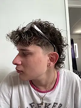 Snapshot of Nathan_Bluee chatting on April 2026 04:12:01 PM Nathan Bluee online show from April 2026 04:12:01 PM