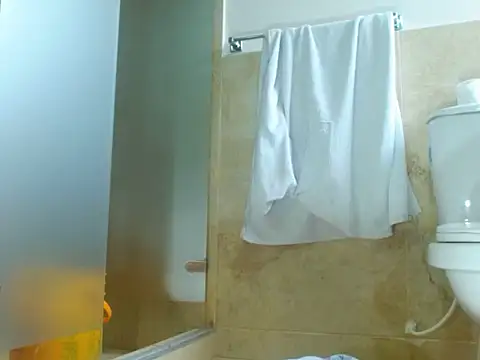 Snapshot of hornymilf_69xxx chatting on February 2025 04:44:01 PM hornymilf 69xxx online show from February 2025 04:44:01 PM