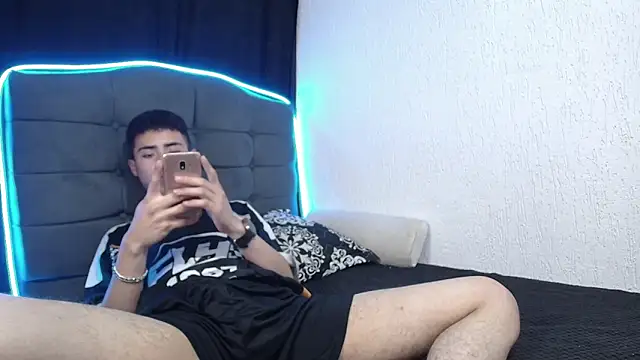 sexybat twink online show from December 2024 11:06:02 PM