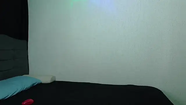 sexybat twink online show from January 2025 05:44:02 PM