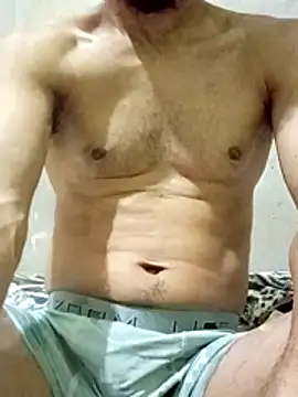 Snapshot of dotado20robson chatting on April 2026 05:03:02 PM dotado20robson online show from April 2026 05:03:02 PM