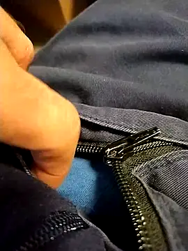 Snapshot of Meriozoro chatting on November 2025 03:38:02 PM Meriozoro online show from November 2025 03:38:02 PM