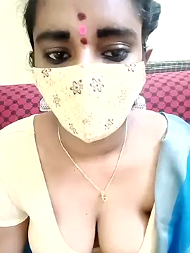 Snapshot of anisha91 chatting on February 2025 12:49:01 AM anisha91 online show from February 2025 12:49:01 AM