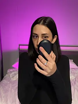 Sophiehii online show from December 2024 02:31:02 PM