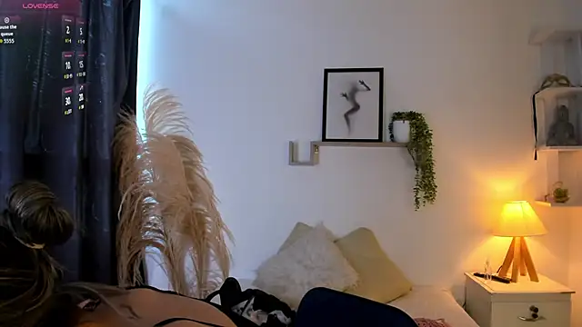 Abigail 29 online show from October 2025 12:17:01 PM