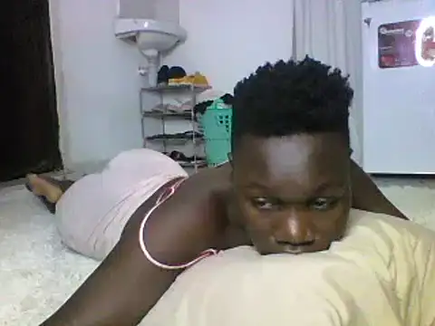 Snapshot of sexyqueen02 chatting on February 2025 10:19:02 PM sexyqueen02 online show from February 2025 10:19:02 PM