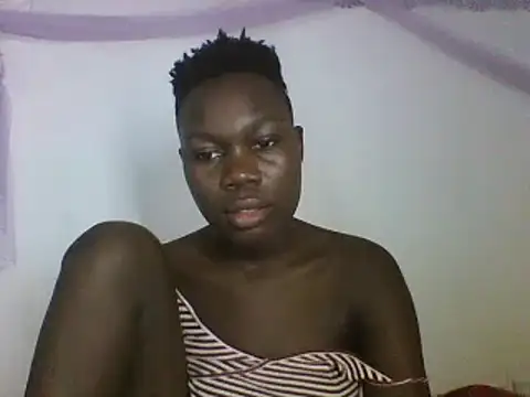 Snapshot of sexyqueen02 chatting on February 2025 10:37:02 AM sexyqueen02 online show from February 2025 10:37:02 AM