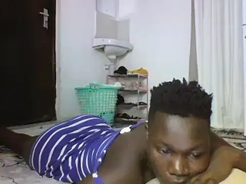 Snapshot of sexyqueen02 chatting on February 2025 07:27:02 PM sexyqueen02 online show from February 2025 07:27:02 PM