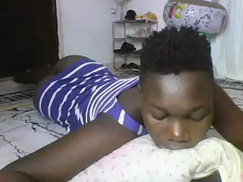 Snapshot of sexyqueen02 chatting on February 2025 01:39:02 PM sexyqueen02 online show from February 2025 01:39:02 PM