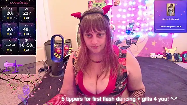 Snapshot of BabyZelda chatting on April 2026 01:37:02 PM BabyZelda online show from April 2026 01:37:02 PM