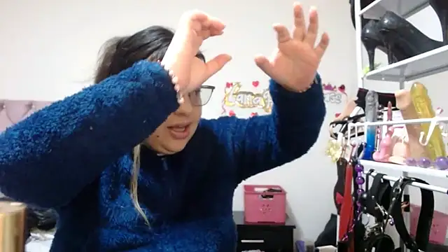 Snapshot of lanaqueen699 chatting on November 2025 12:15:01 PM lanaqueen699 online show from November 2025 12:15:01 PM