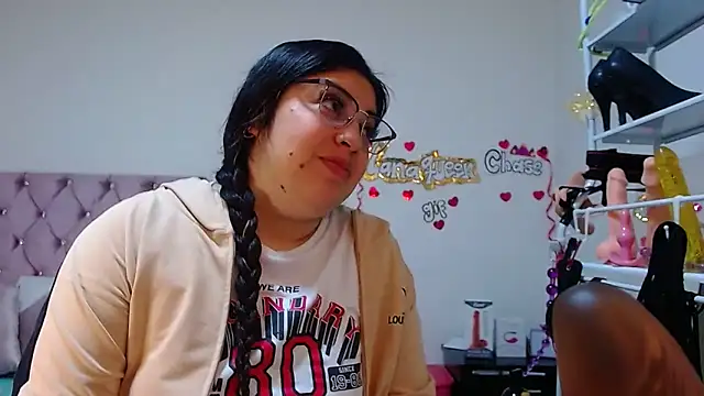 Snapshot of lanaqueen699 chatting on November 2025 12:18:01 PM lanaqueen699 online show from November 2025 12:18:01 PM