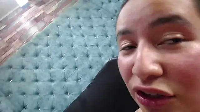 Snapshot of NaomyPrinces chatting on December 2024 08:07:02 PM NaomyPrinces online show from December 2024 08:07:02 PM