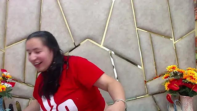 Snapshot of NaomyPrinces chatting on February 2025 01:32:02 PM NaomyPrinces online show from February 2025 01:32:02 PM