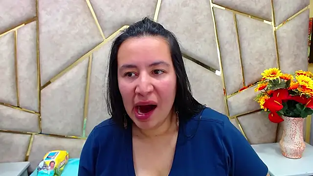 Snapshot of NaomyPrinces chatting on February 2025 01:54:02 PM NaomyPrinces online show from February 2025 01:54:02 PM