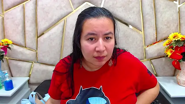 Snapshot of NaomyPrinces chatting on February 2025 01:48:01 PM NaomyPrinces online show from February 2025 01:48:01 PM