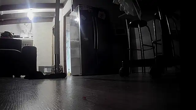 Snapshot of FLakiReve chatting on October 2025 05:35:01 PM FLakiReve online show from October 2025 05:35:01 PM