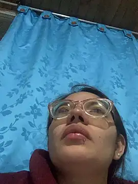 elettra fioreee online show from December 2024 06:33:02 AM