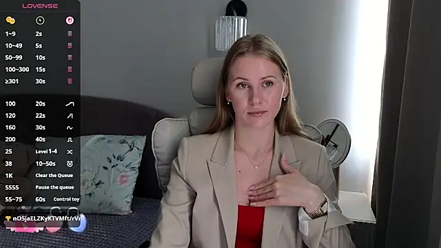 Snapshot of IsabelAllen chatting on July 2026 09:45:01 AM IsabelAllen online show from July 2026 09:45:01 AM