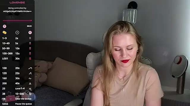 Snapshot of IsabelAllen chatting on July 2026 10:02:01 AM IsabelAllen online show from July 2026 10:02:01 AM