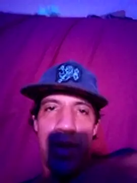 Snapshot of LiosArmando420 chatting on April 2026 01:52:02 AM LiosArmando420 online show from April 2026 01:52:02 AM