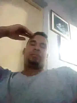 Snapshot of adriel_perez chatting on March 2026 05:35:01 AM adriel perez online show from March 2026 05:35:01 AM